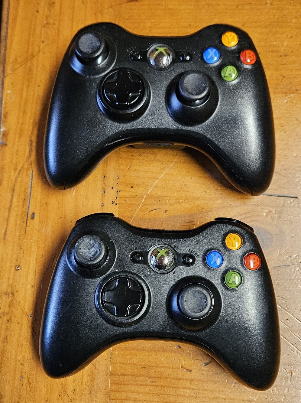 Xbox Black Wireless Game Controller Pair - Xbox Style
